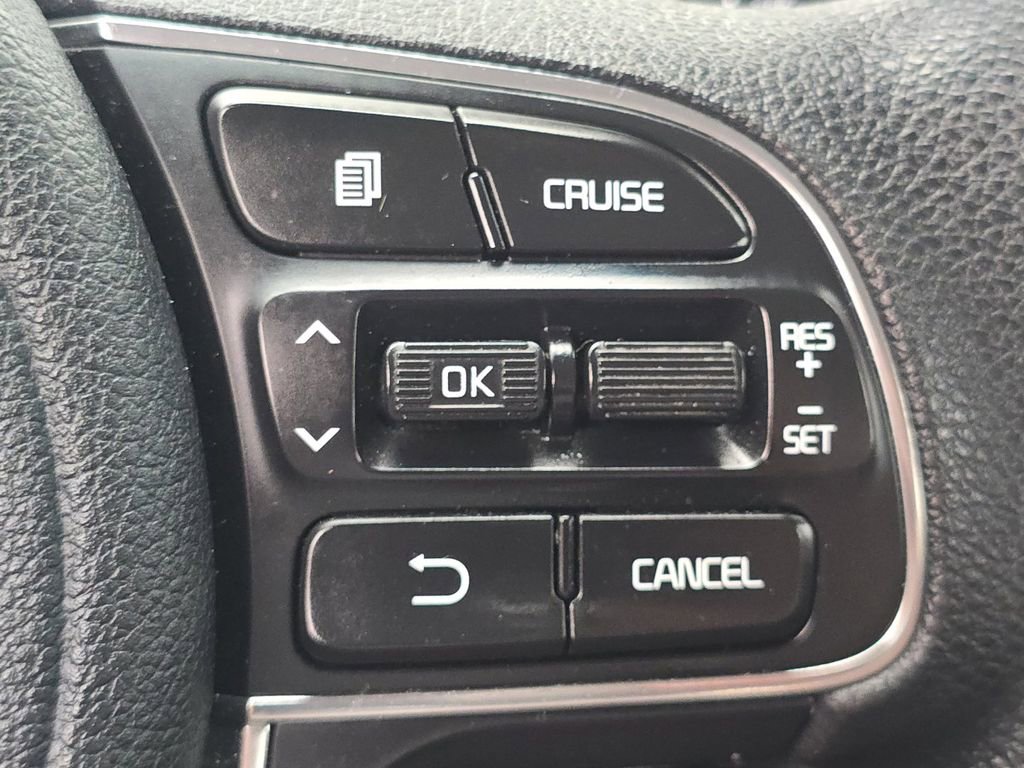 Used 2018 Kia Optima LX FWD image 31
