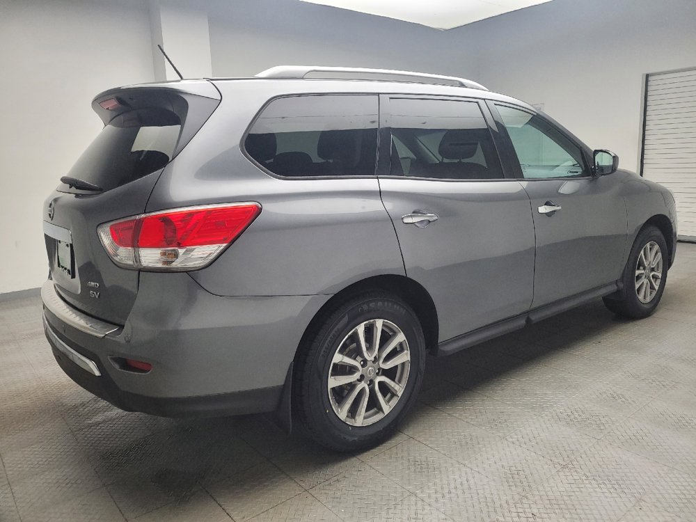 Used 2015 Nissan Pathfinder SV w/ Cargo Package image 10