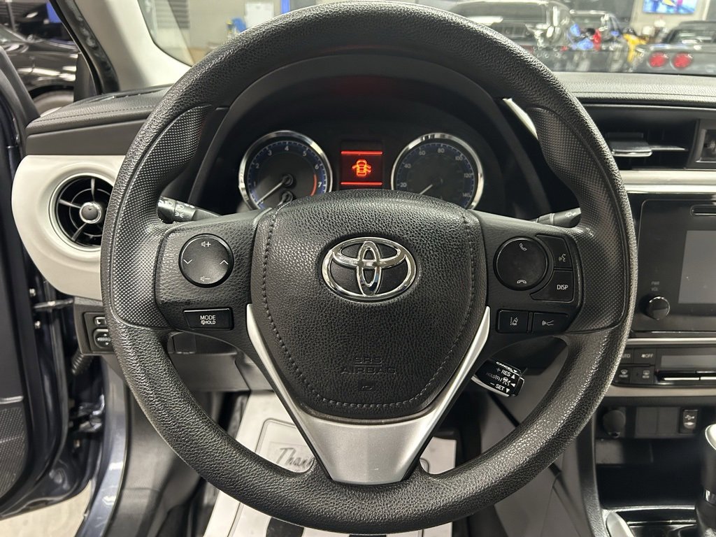 Used 2018 Toyota Corolla LE image 10