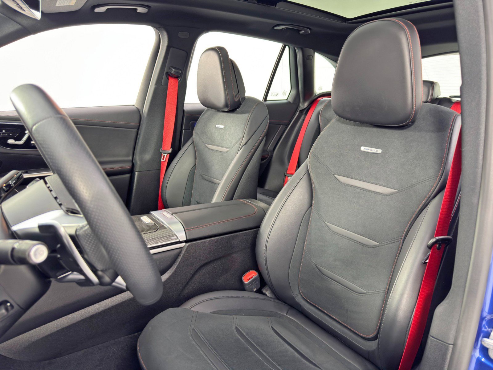 Used 2024 Mercedes-Benz GLC 43 AMG 4MATIC image 47