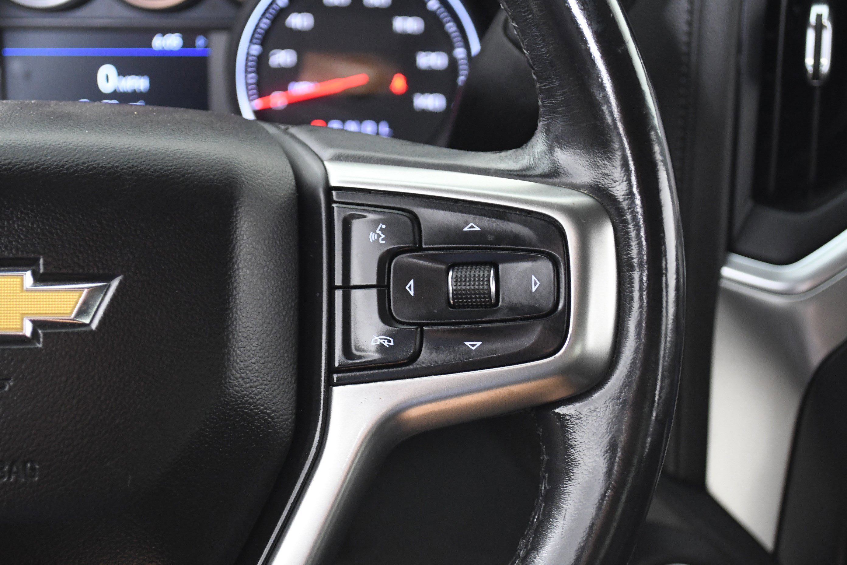 Used 2019 Chevrolet Silverado 1500 LT w/ All-Star Edition image 13