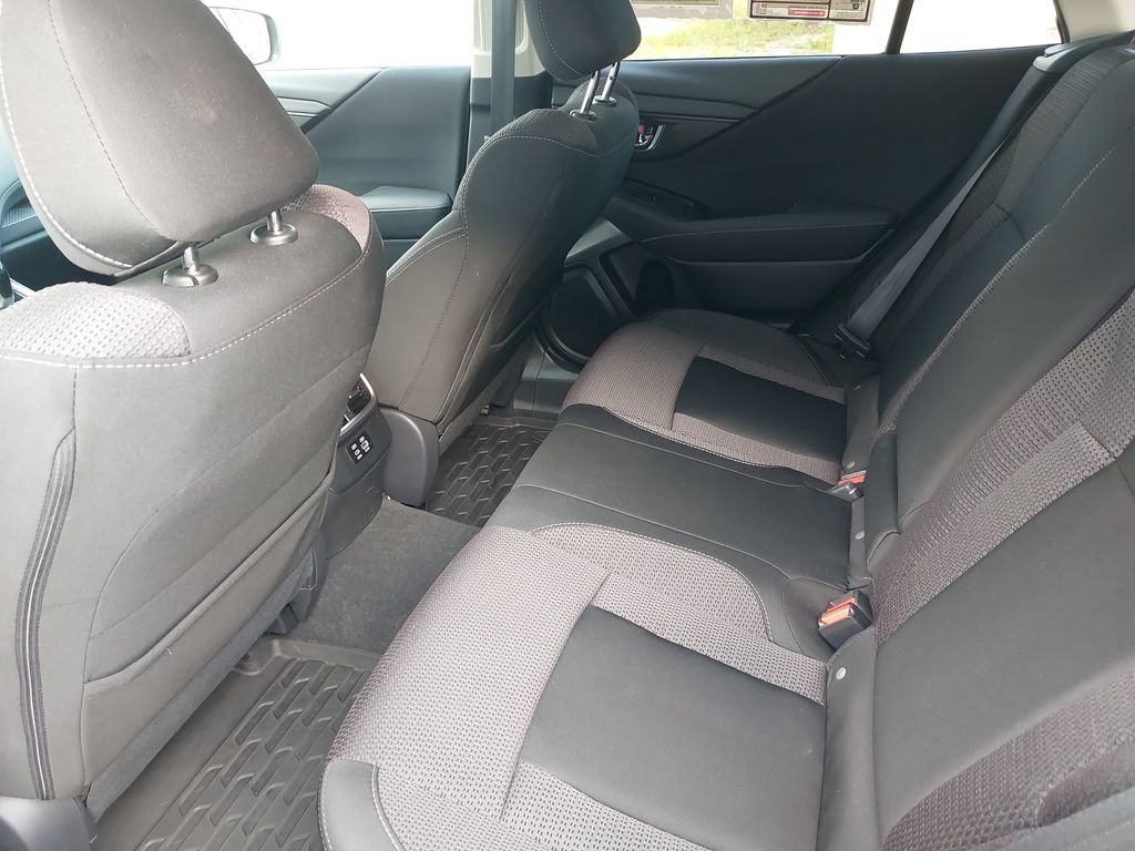 Used 2025 Subaru Outback Premium w/ Popular Package #1A AWD/4WD image 34
