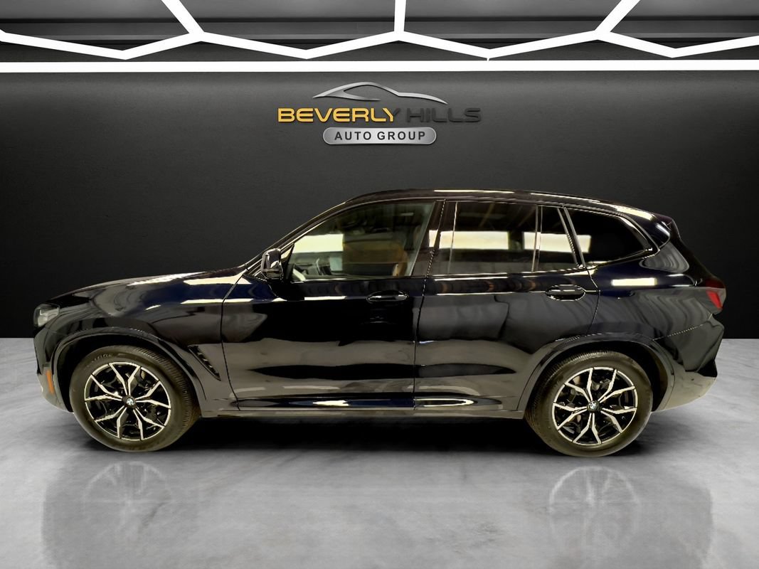 Used 2024 BMW X3 xDrive30i w/ Premium Package AWD/4WD image 2