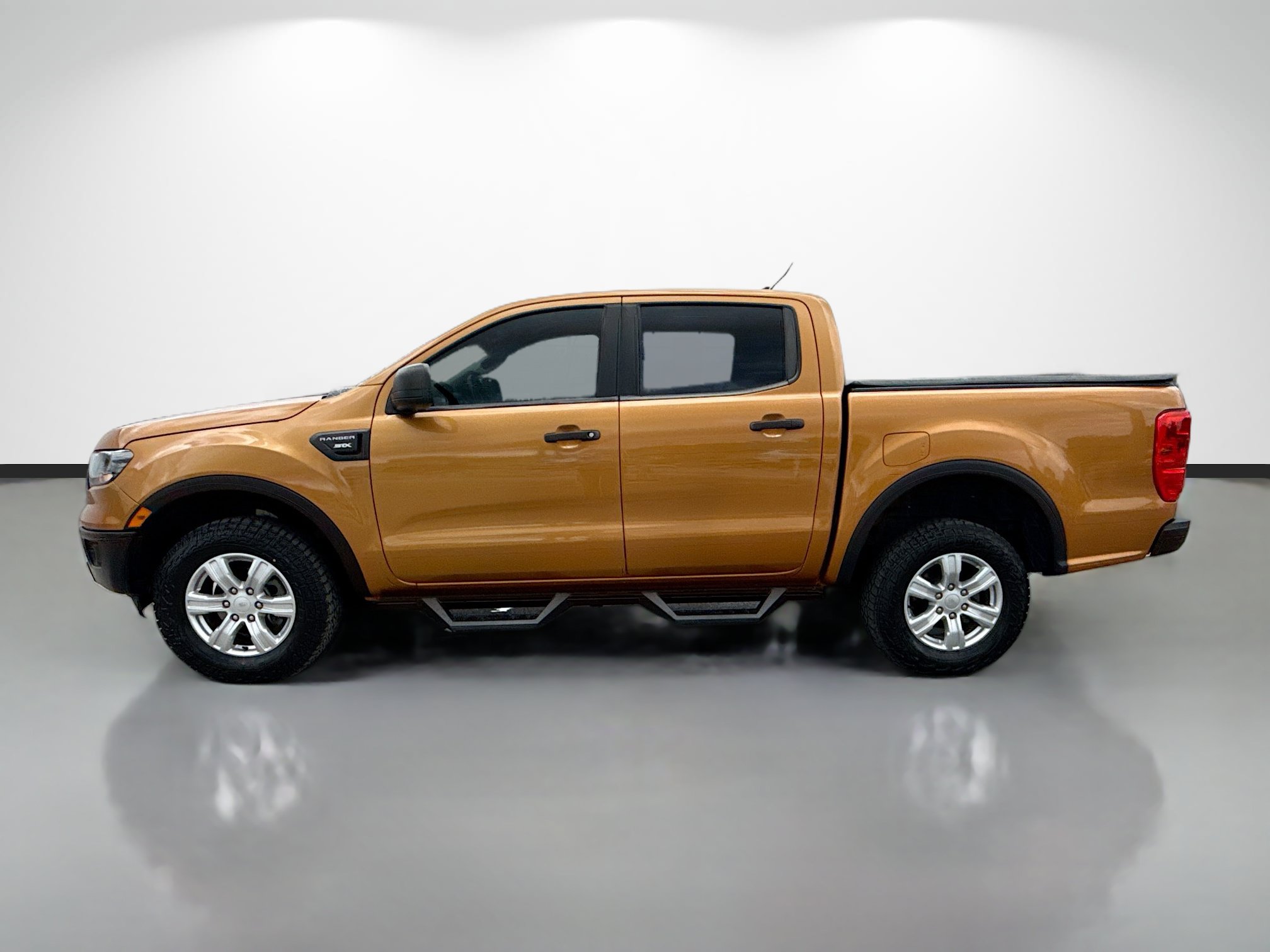 Used 2019 Ford Ranger XL w/ Equipment Group 101A Mid RWD image 6