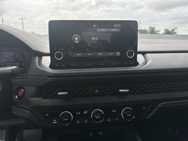 Used 2023 Honda Accord EX image 25