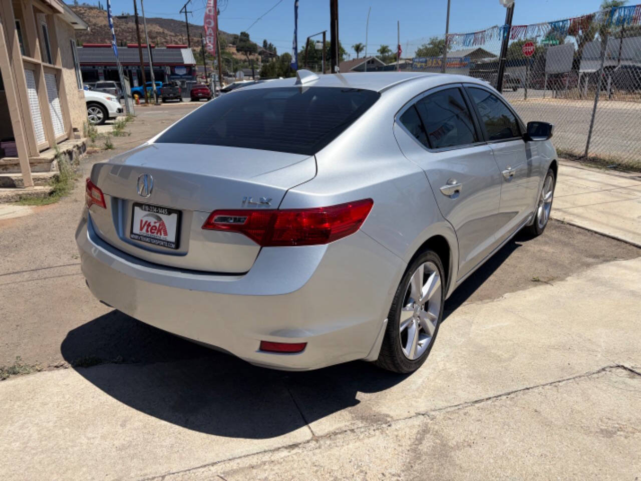 Used 2013 Acura ILX w/ Premium Package FWD image 5