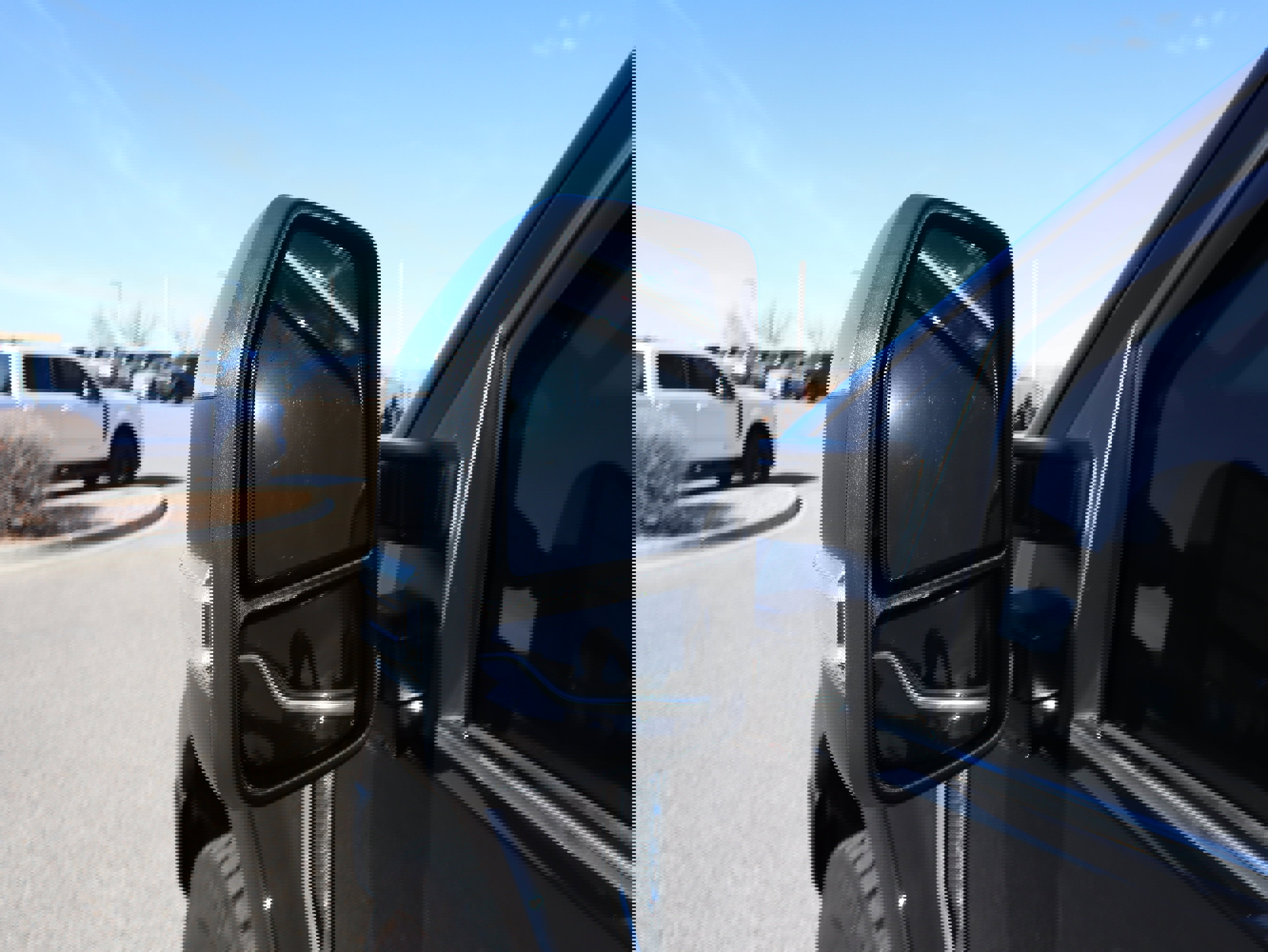 Used 2022 Ford F350 Platinum w/ Tremor Off-Road Package image 17