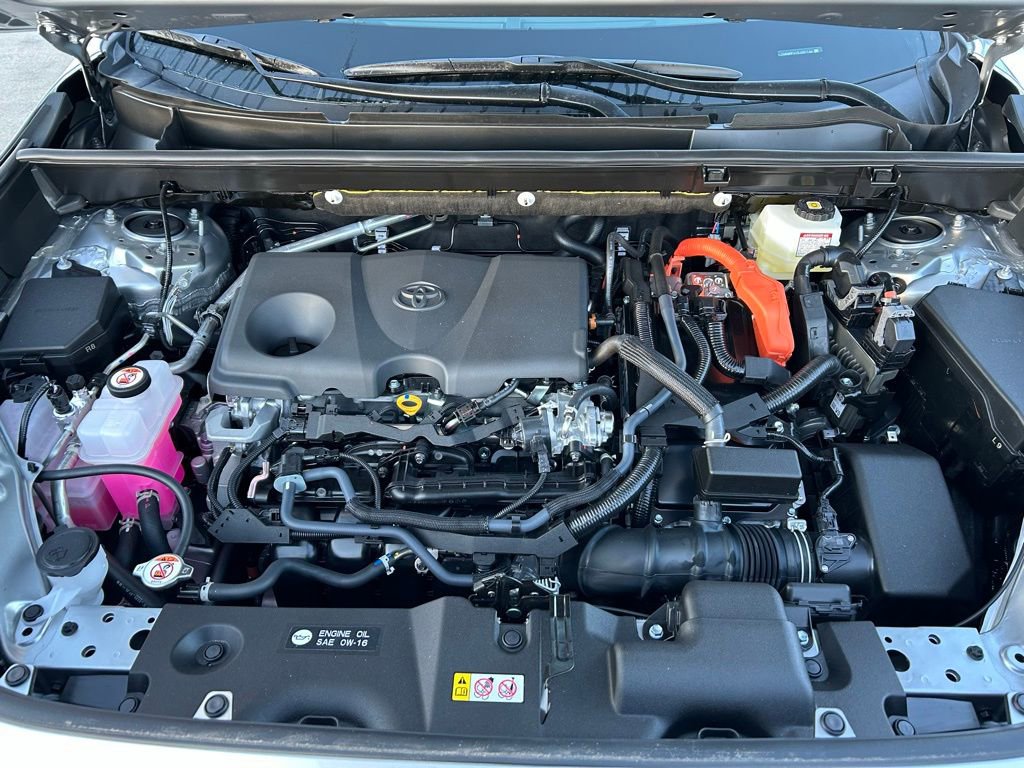 Used 2025 Toyota RAV4 XLE image 19