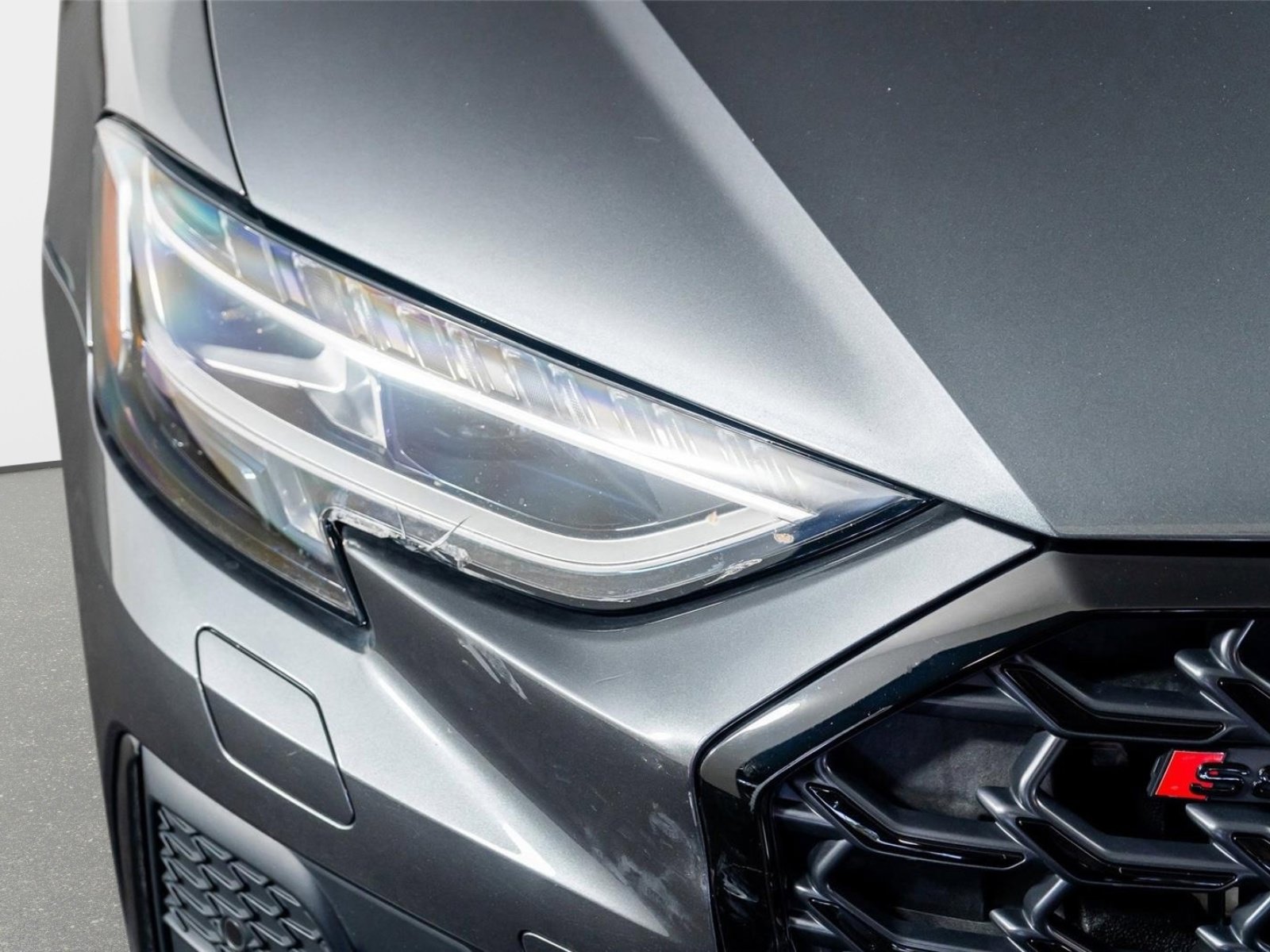 Used 2022 Audi S8 w/ S8 Executive Package image 22