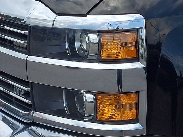 Used 2019 Chevrolet Silverado 3500 LTZ w/ Duramax Plus Package AWD/4WD image 29