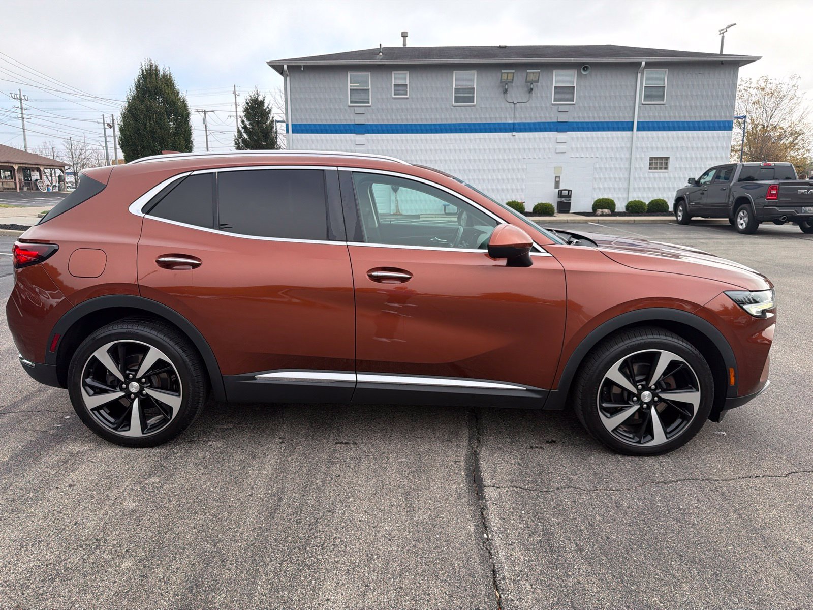 Certified 2021 Buick Envision Essence AWD/4WD image 6