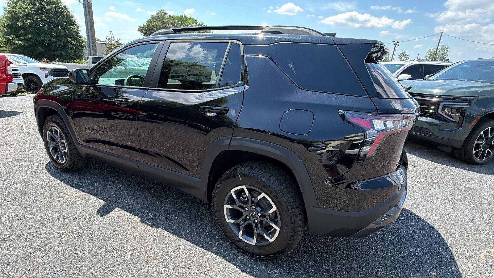 New 2026 Chevrolet Equinox ACTIV w/ Convenience Package III AWD/4WD image 7
