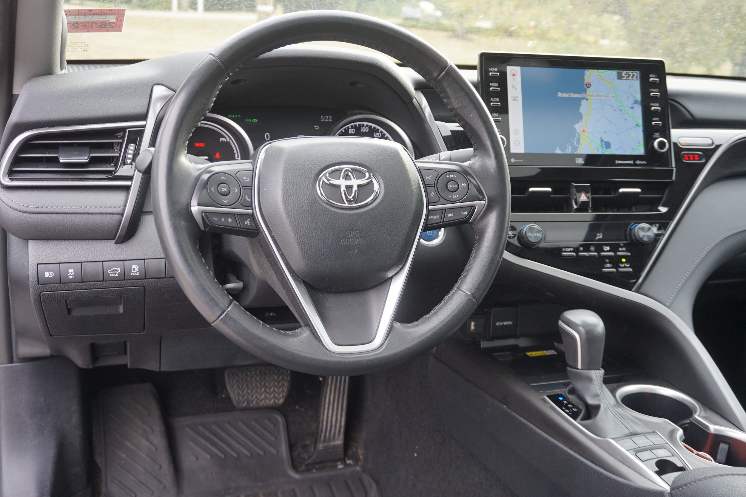 Used 2023 Toyota Camry XLE w/ Navigation Package FWD image 15
