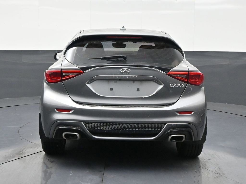 Used 2019 INFINITI QX30 Sport w/ Cargo Package image 4