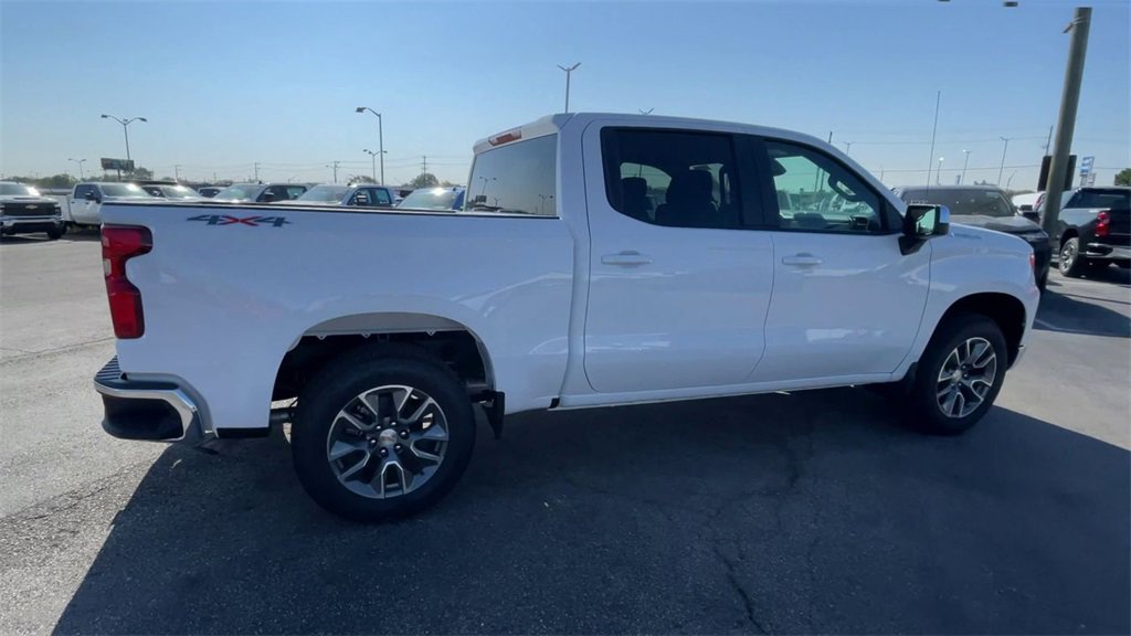 New 2026 Chevrolet Silverado 1500 LT image 2