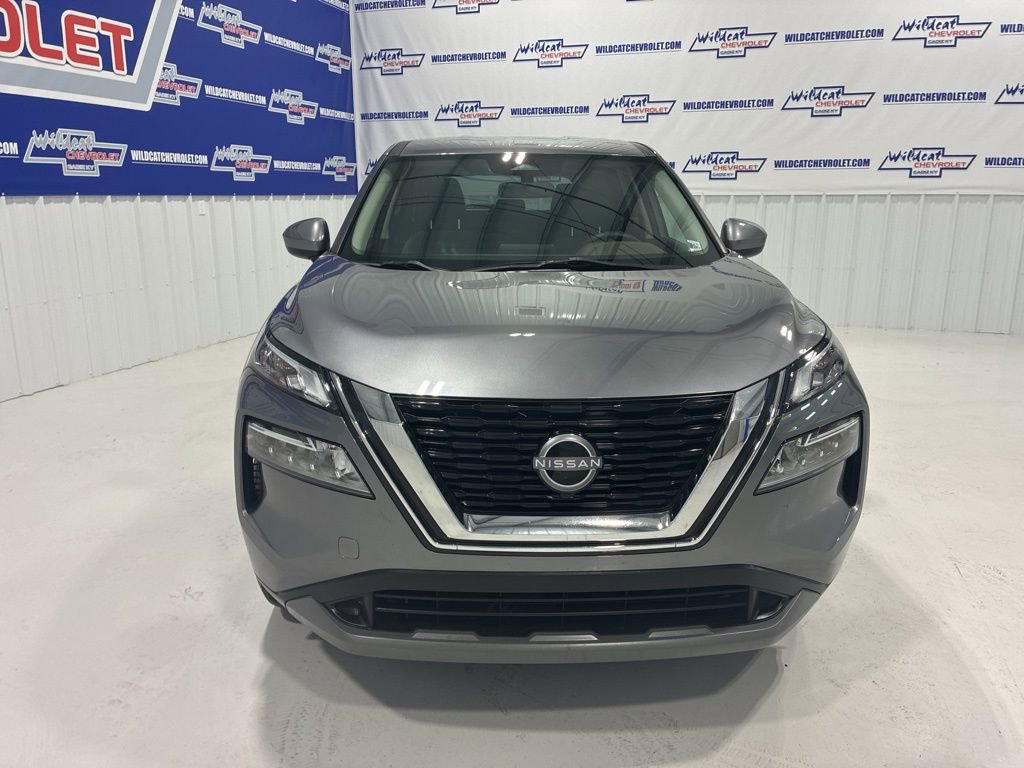 Used 2023 Nissan Rogue SV image 9