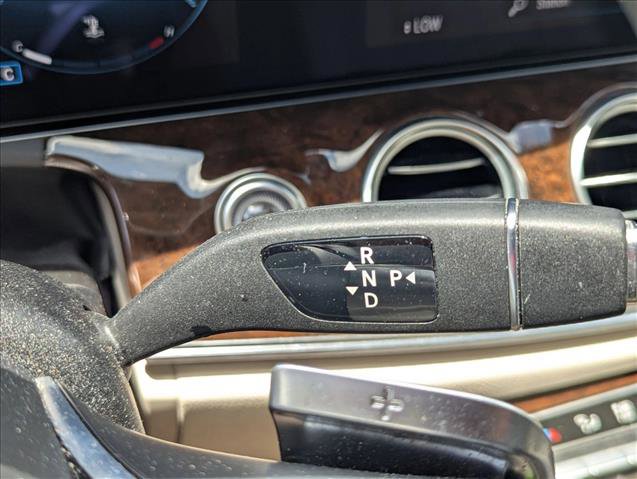 Used 2023 Mercedes-Benz E 350 4MATIC Sedan image 4