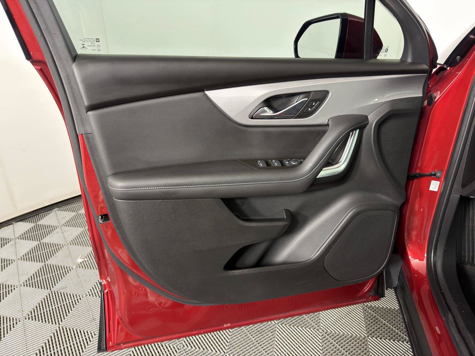 Certified 2021 Chevrolet Blazer LT FWD image 8