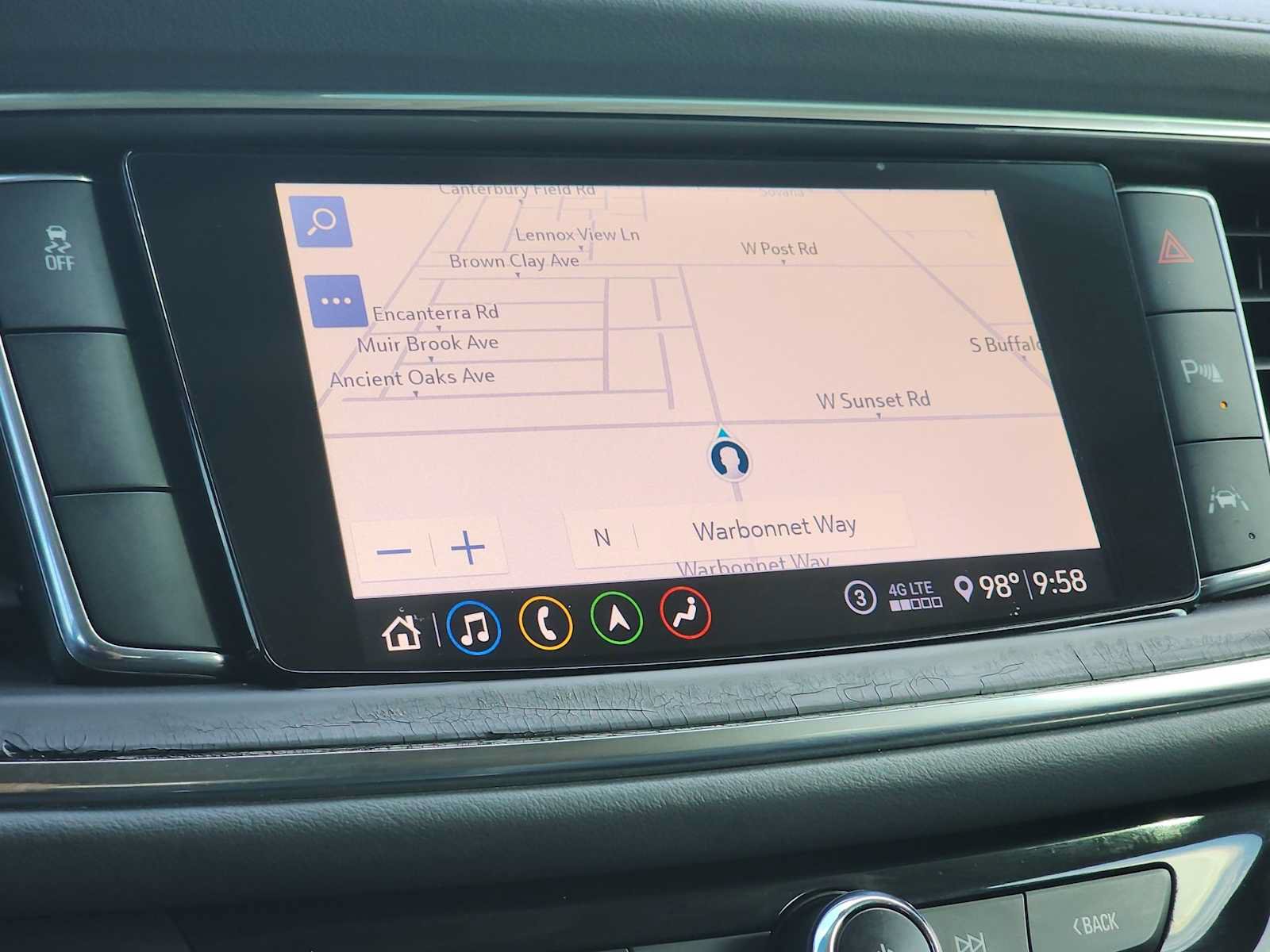 Used 2020 Buick Enclave Premium w/ Sun and Sites Package FWD image 26