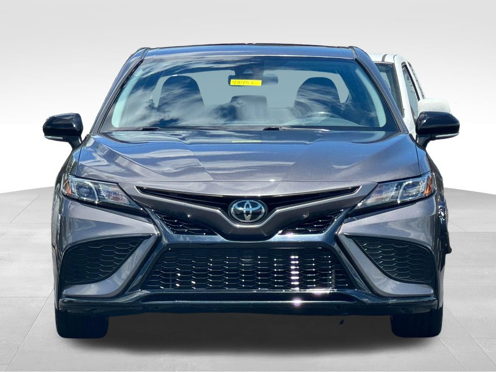 Used 2023 Toyota Camry SE FWD video 2