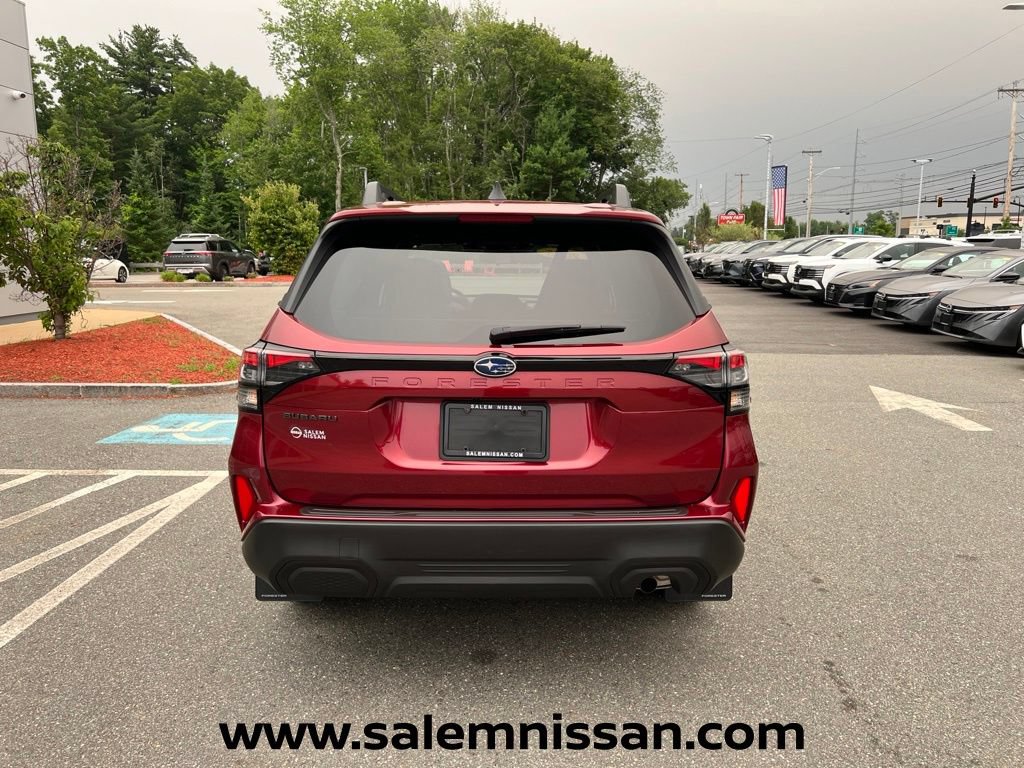 Used 2025 Subaru Forester Premium AWD/4WD image 6