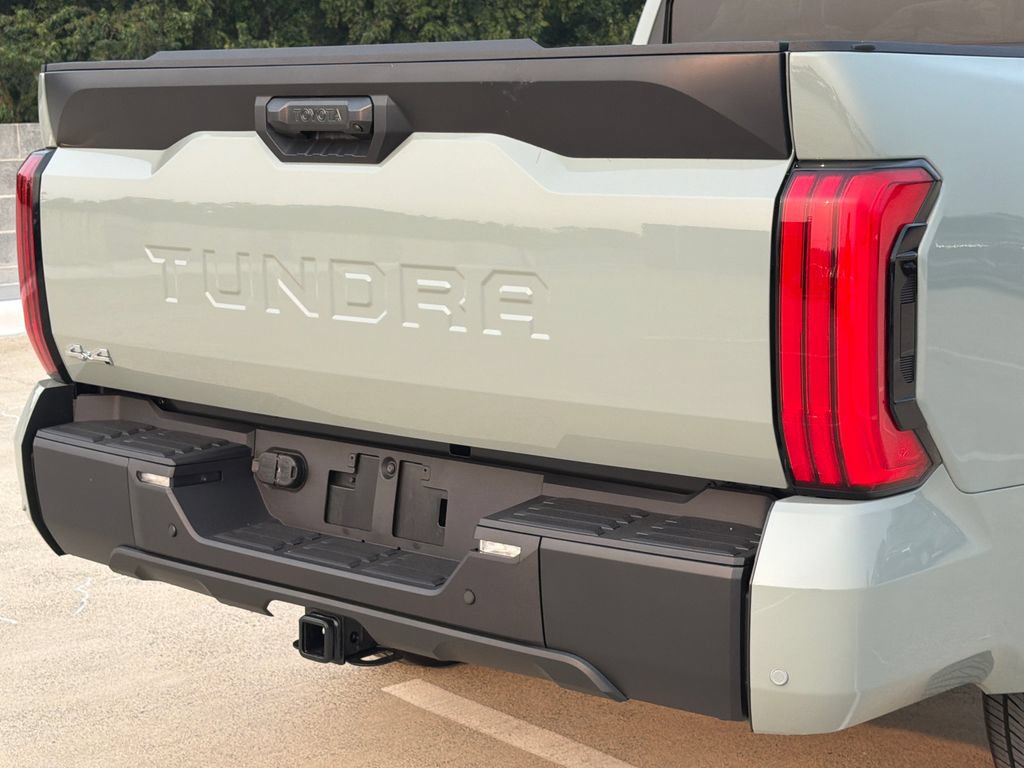 New 2026 Toyota Tundra SR5 w/ SR5 Convenience Package AWD/4WD image 5