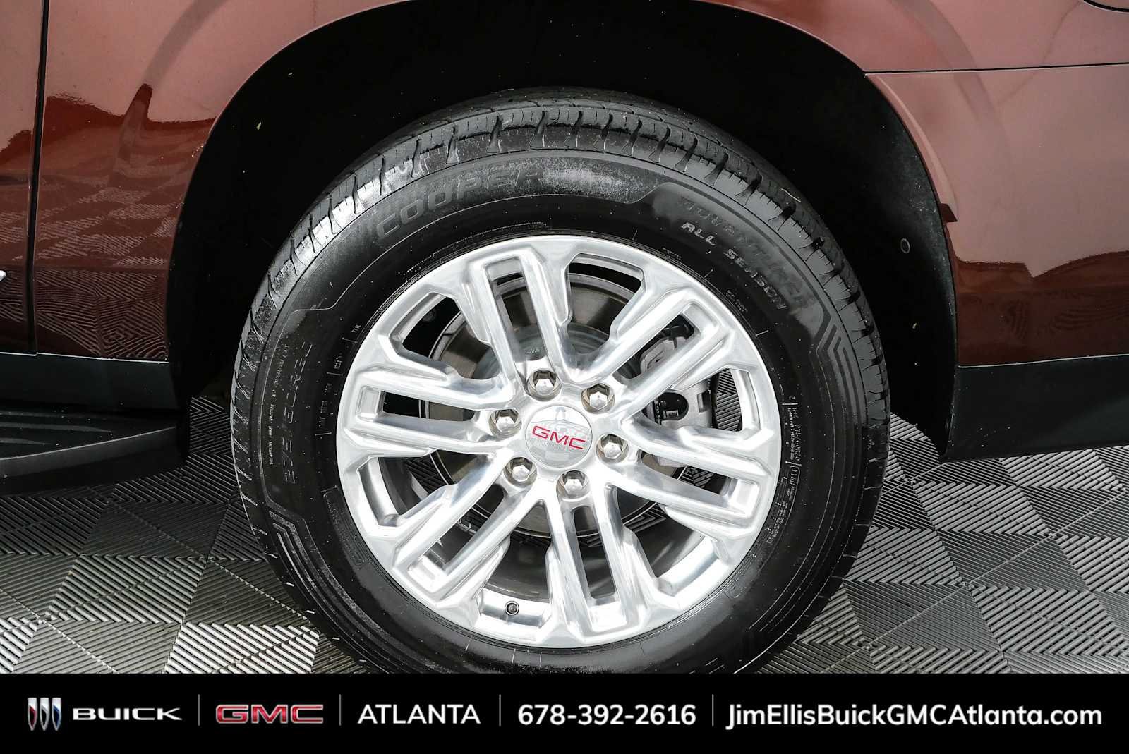 Used 2023 GMC Yukon XL SLT AWD/4WD image 79