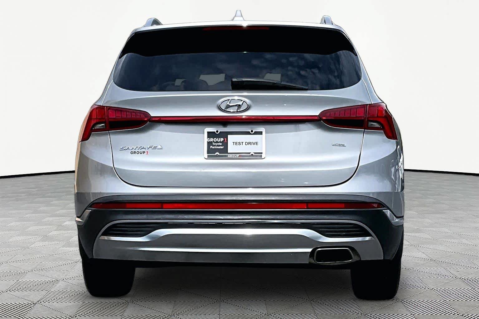 Used 2023 Hyundai Santa Fe SEL w/ Premium Package AWD/4WD image 5