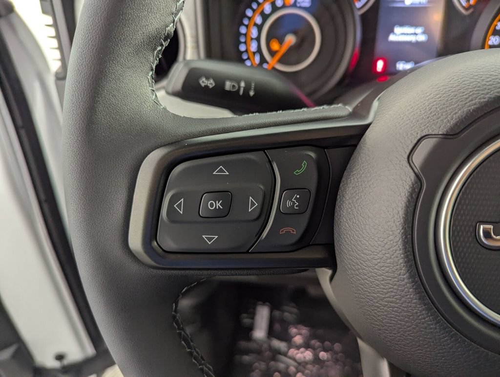 New 2026 Jeep Gladiator Sport AWD/4WD image 19