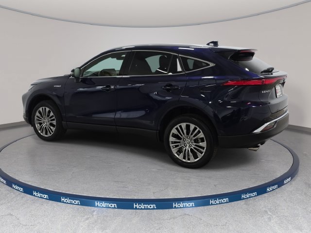 Certified 2021 Toyota Venza XLE w/ Softex Package AWD/4WD image 7