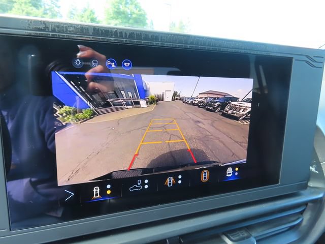Used 2024 Chevrolet Silverado EV W/T AWD/4WD image 32