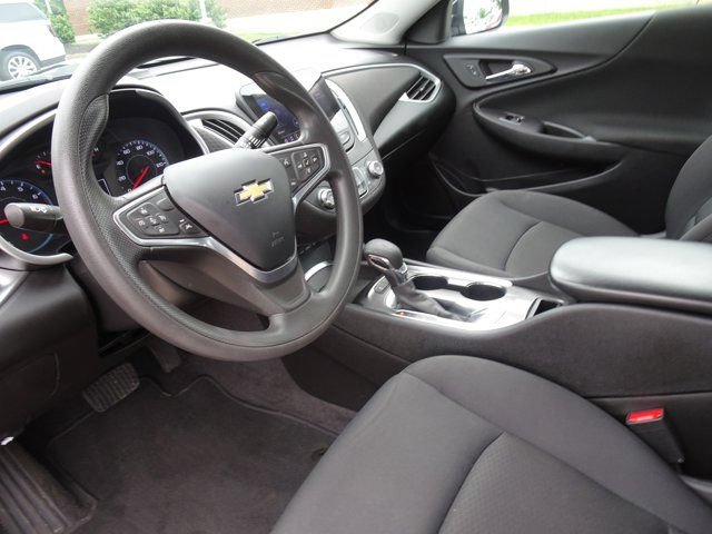 Used 2022 Chevrolet Malibu LS FWD image 12