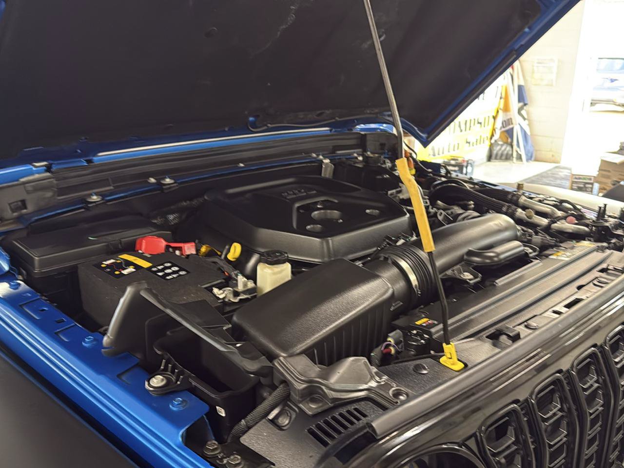 Used 2024 Jeep Wrangler Unlimited AWD/4WD image 72