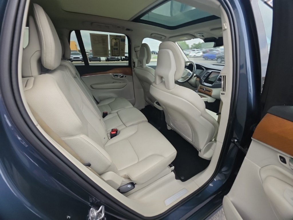 Used 2021 Volvo XC90 T8 Inscription Expression w/ Protection Package Premier AWD/4WD image 31