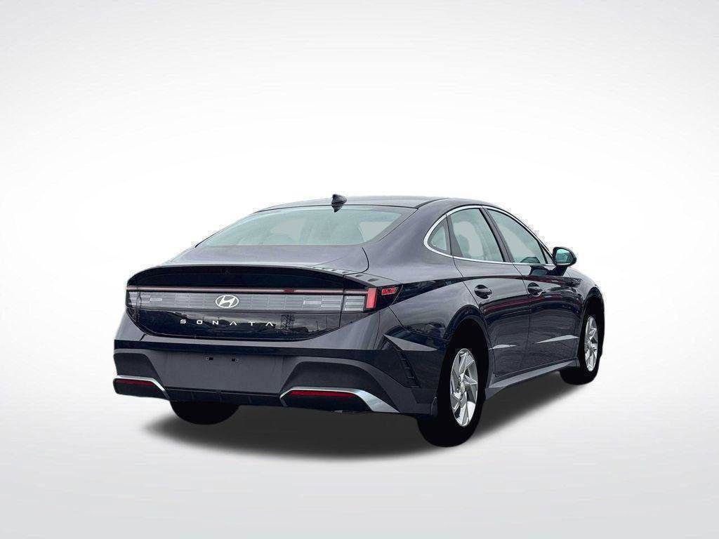New 2026 Hyundai Sonata SE FWD image 7