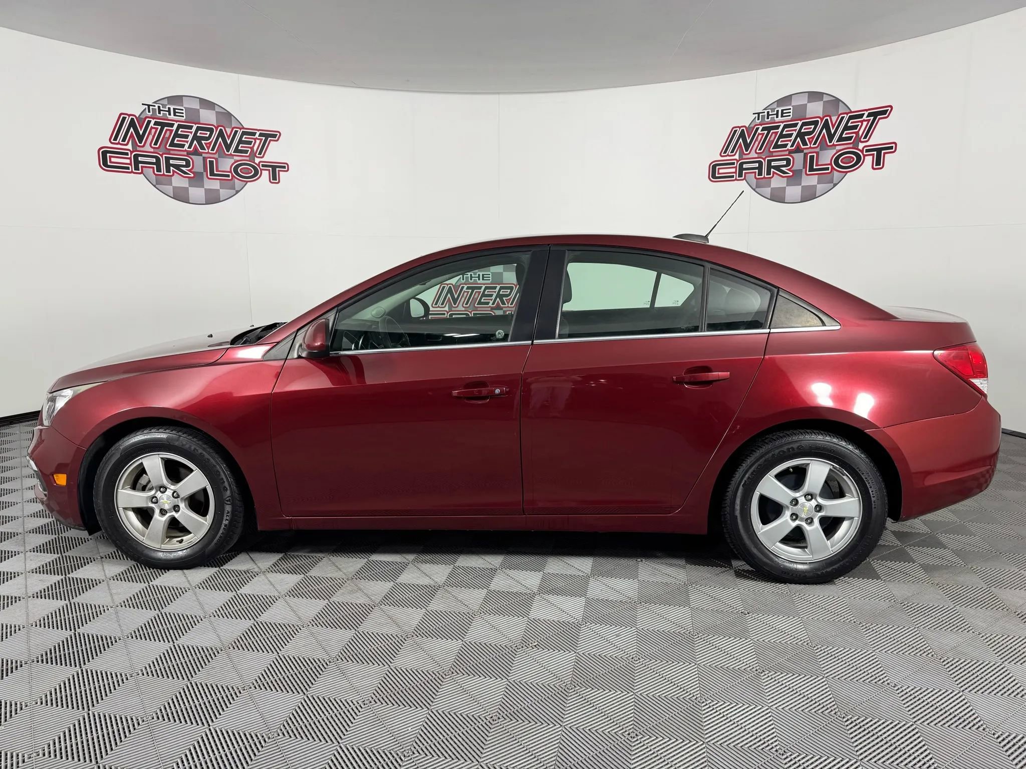 Used 2016 Chevrolet Cruze LT image 4