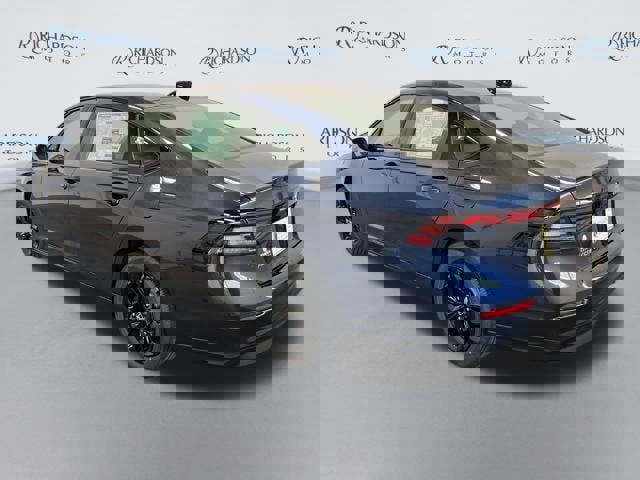 New 2025 Honda Accord SE image 3