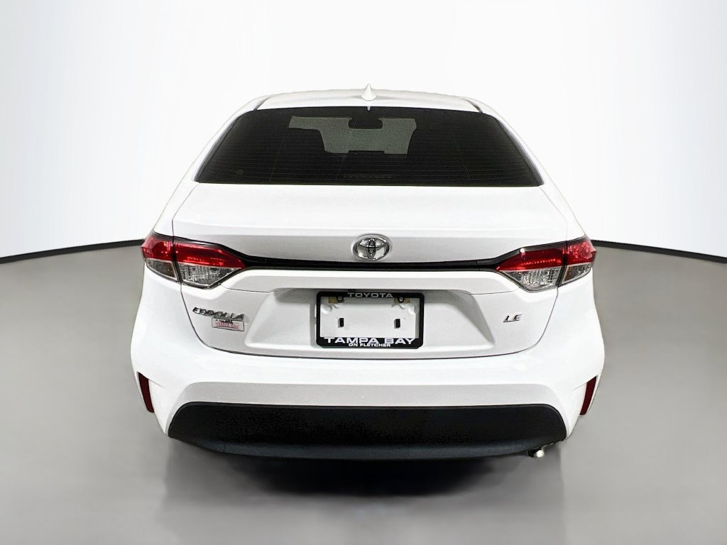 Used 2025 Toyota Corolla LE FWD image 4