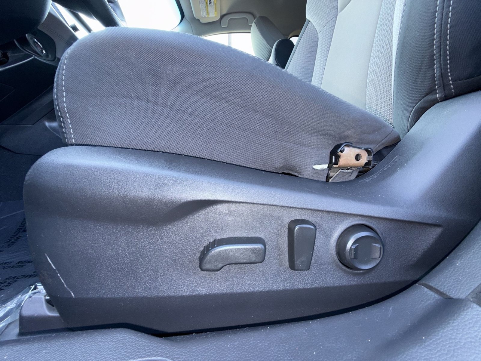 Used 2020 Subaru Outback Premium AWD/4WD image 14