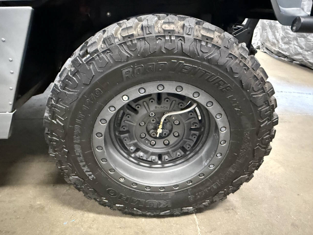 Used 1996 HUMMER H1 4-Door Wagon AWD/4WD image 8