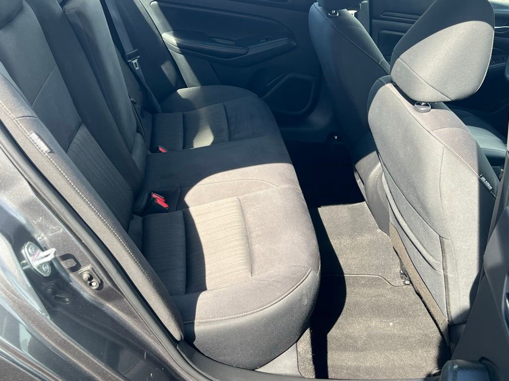 Used 2024 Nissan Altima 2.5 SV image 16