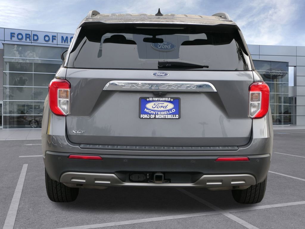 Used 2021 Ford Explorer XLT w/ Equipment Group 202A image 6