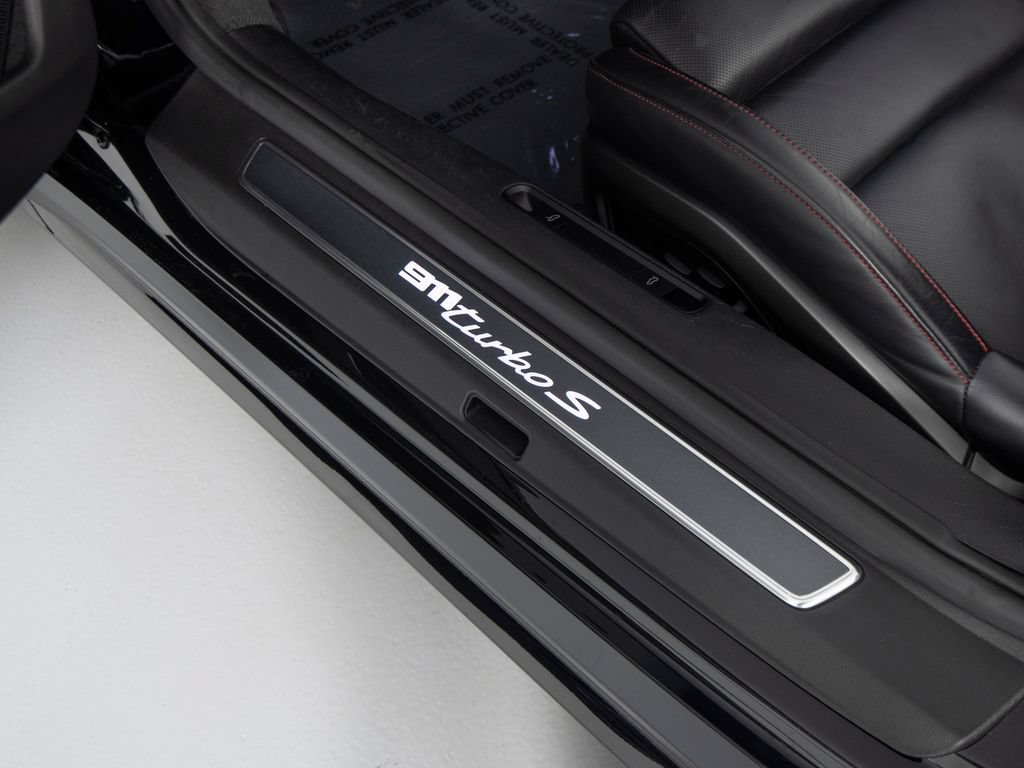 Certified 2022 Porsche 911 Turbo S AWD/4WD image 22