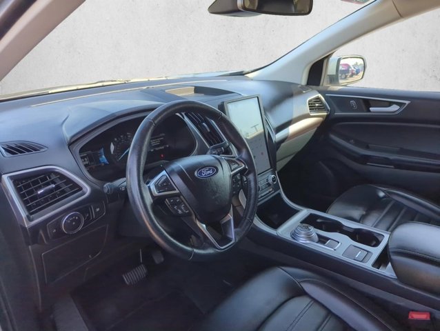 Used 2024 Ford Edge SEL AWD/4WD image 11