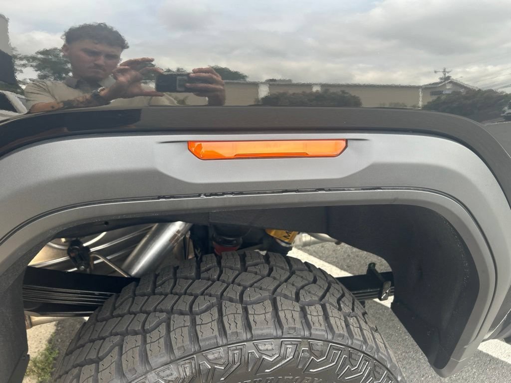 New 2026 GMC Sierra 2500 AT4X AWD/4WD image 17