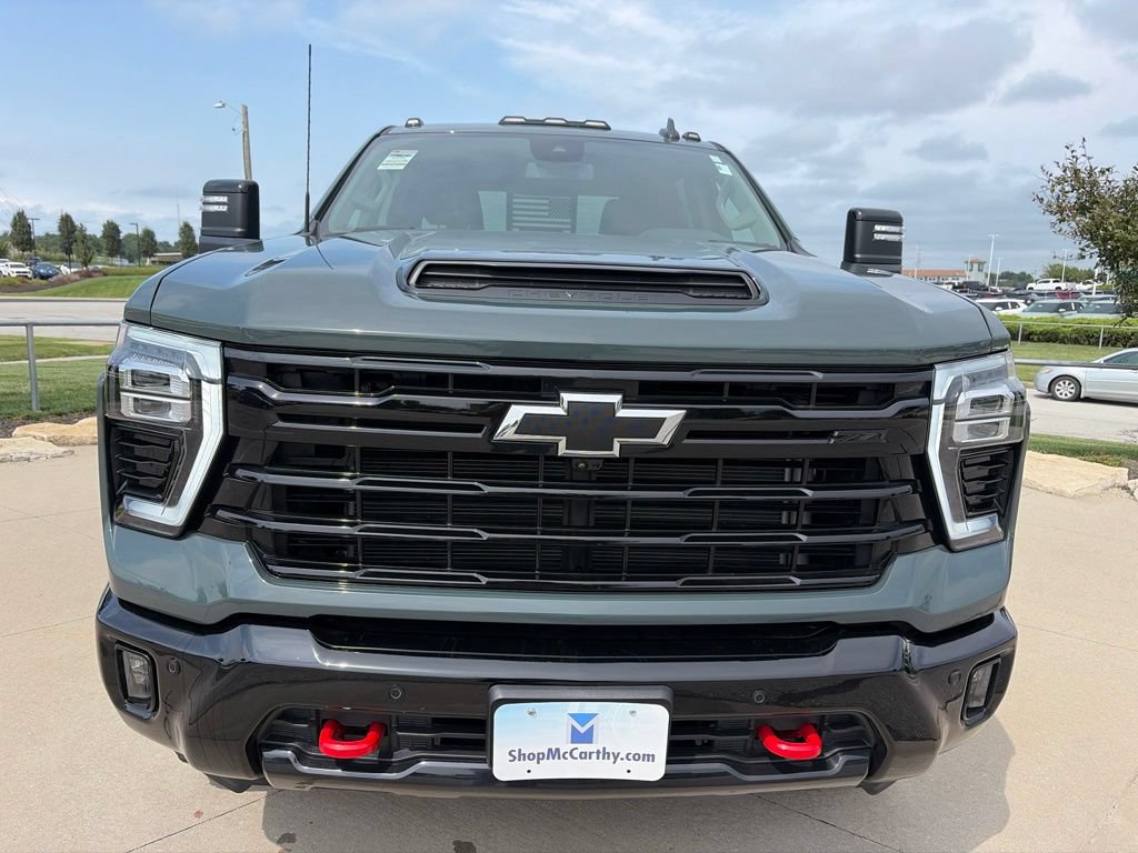 Used 2025 Chevrolet Silverado 2500 LT w/ Trail Boss Package AWD/4WD image 3