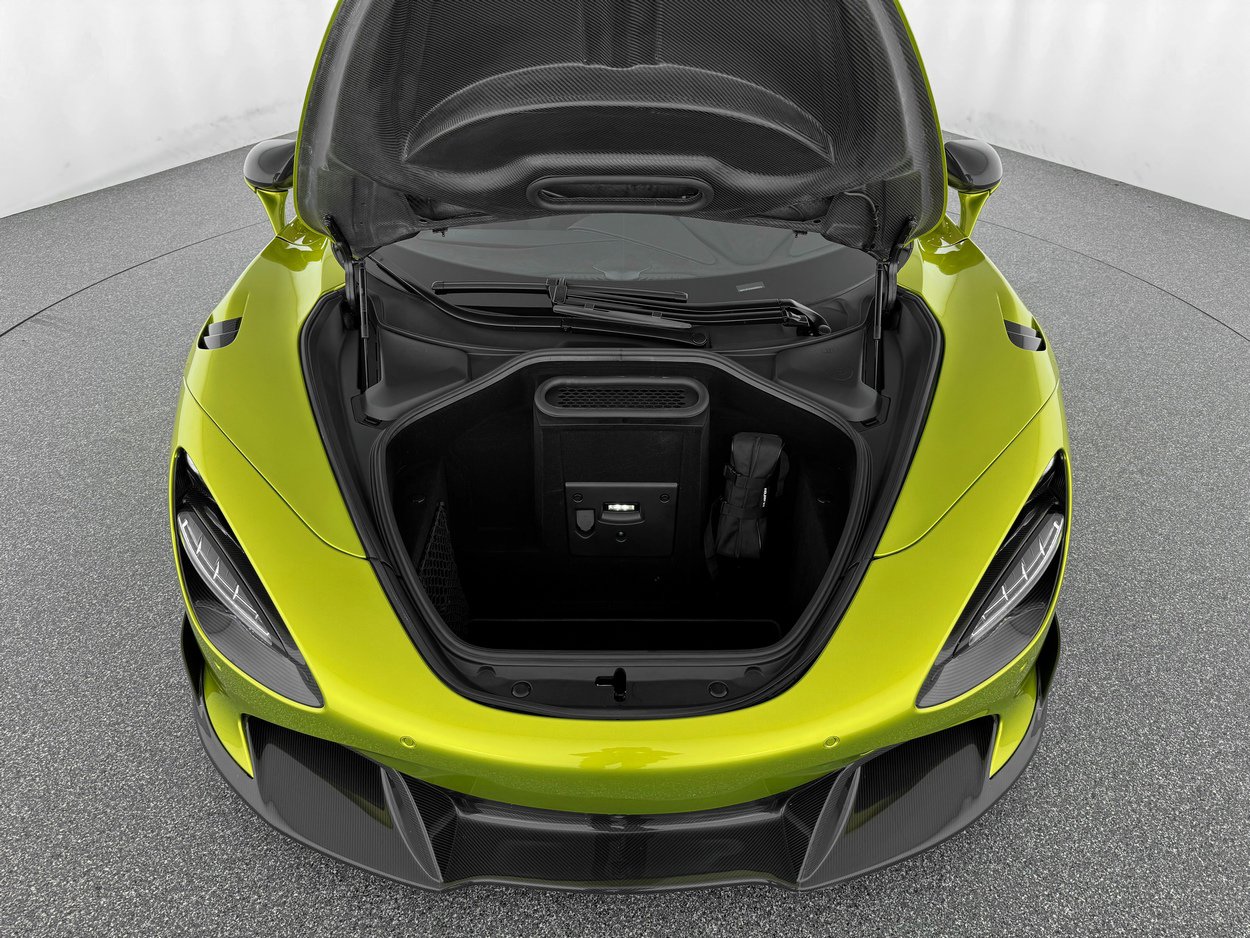 Used 2022 McLaren 720S Performance image 32