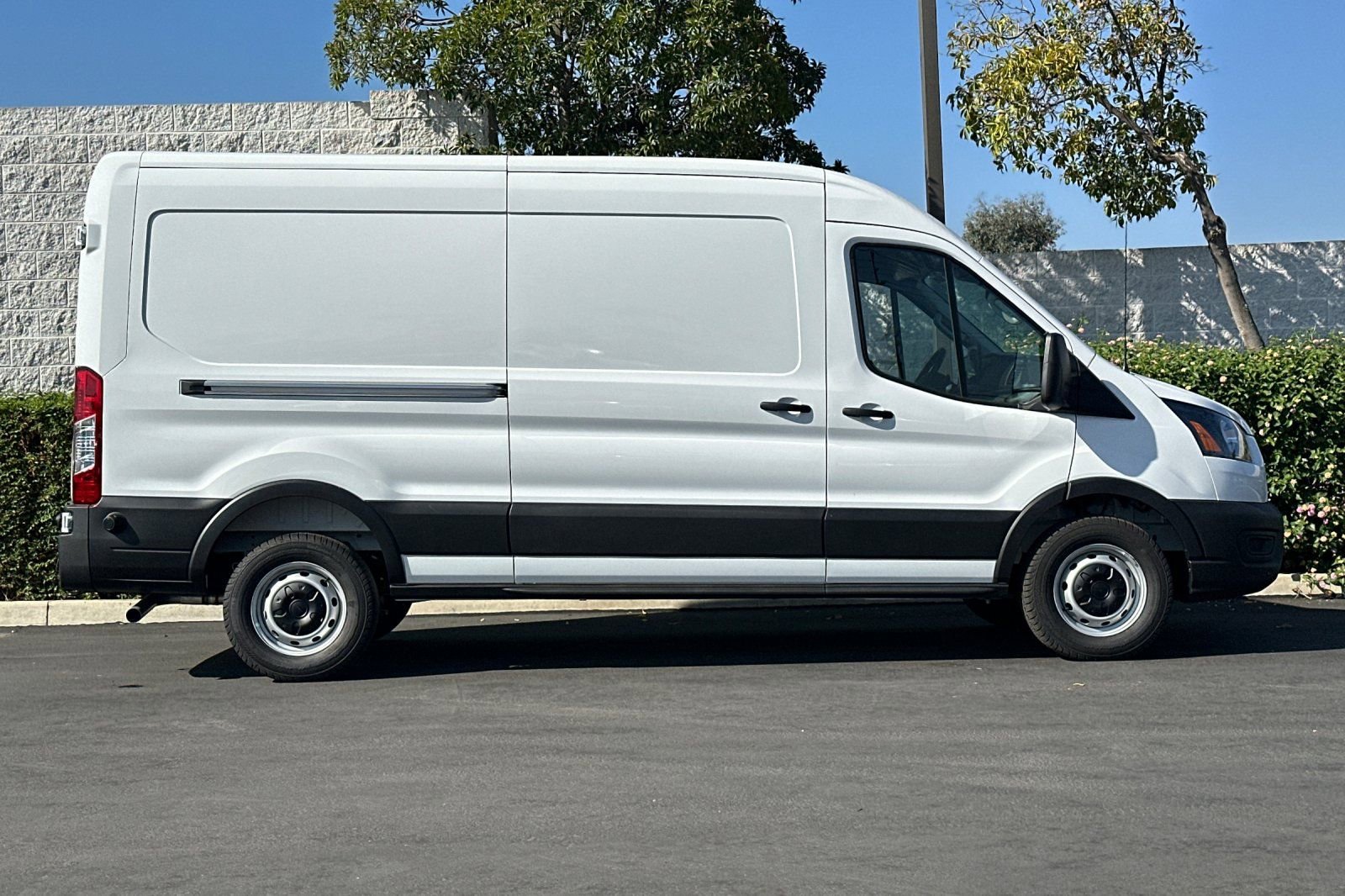 New 2026 Ford Transit 250 148 Medium Roof w/ Load Area Protection Package image 3