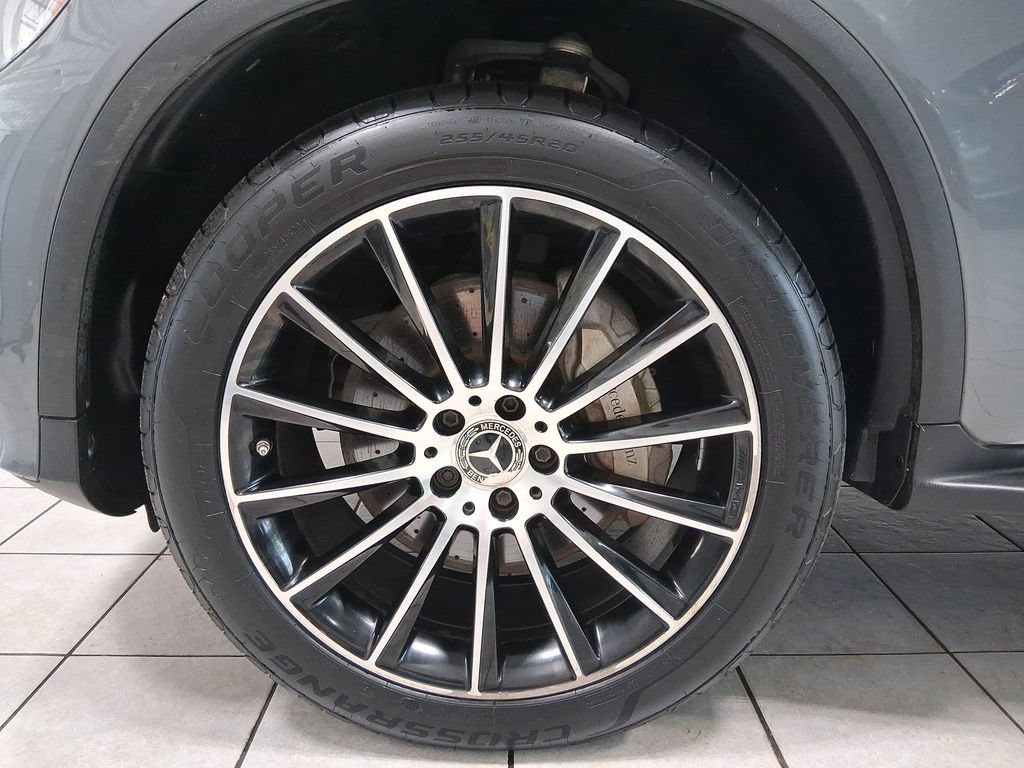 Used 2019 Mercedes-Benz GLC 300 image 39