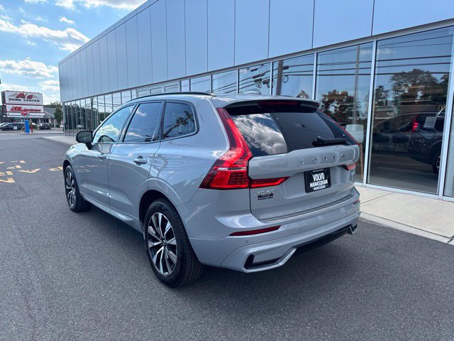 Certified 2024 Volvo XC60 B5 Core w/ Protection Package Premier AWD/4WD image 3